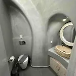 Appartamento Nostos Cave House With Jacuzzi Fira (Santorini)