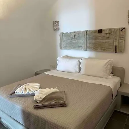 Nostos Cave House With Jacuzzi דירה