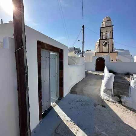 Nostos Cave House With Jacuzzi * Fira (Santorini)
