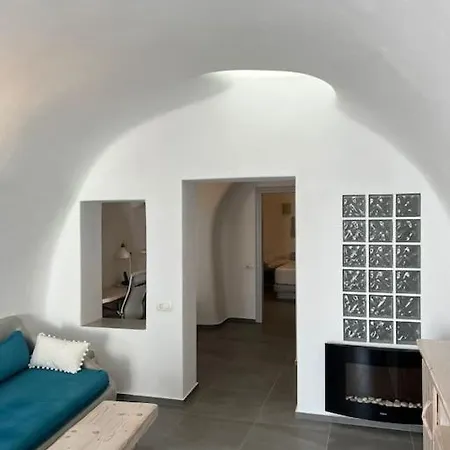 Nostos Cave House With Jacuzzi Apartman *