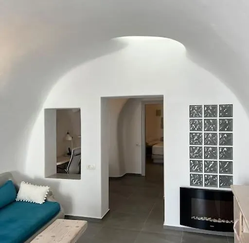 Nostos Cave House With Jacuzzi Lägenhet *