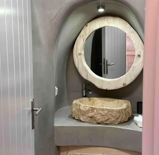 Lägenhet Nostos Cave House With Jacuzzi Fira (Santorini)