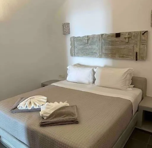 Nostos Cave House With Jacuzzi 아파트